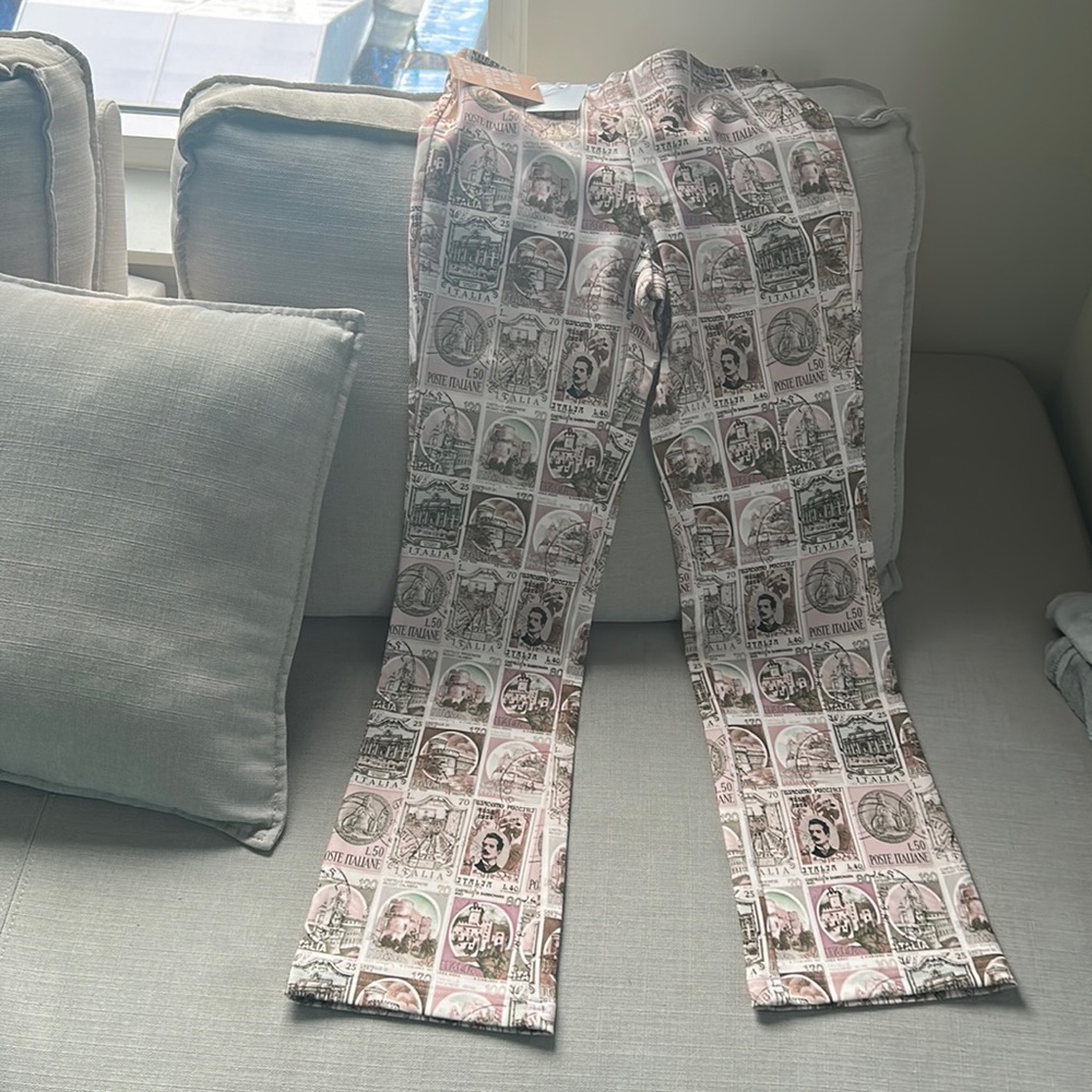 Cool pants with print